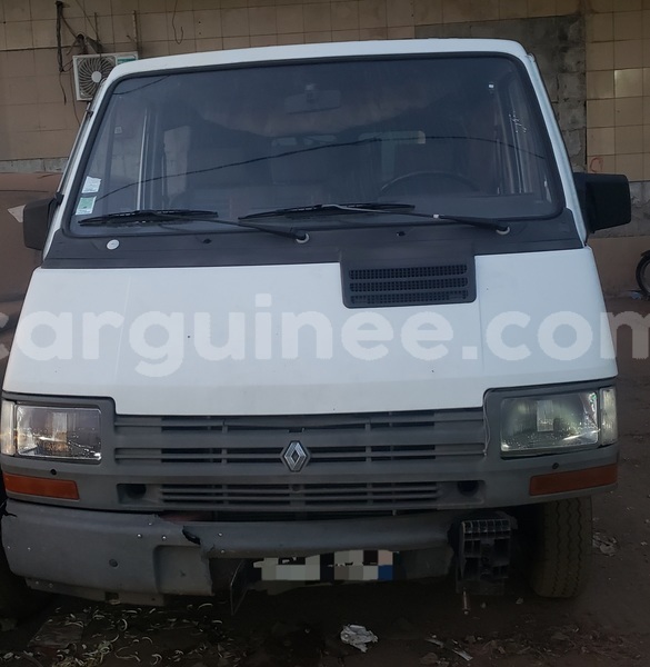 Big with watermark renault trafic conakry conakry 9665