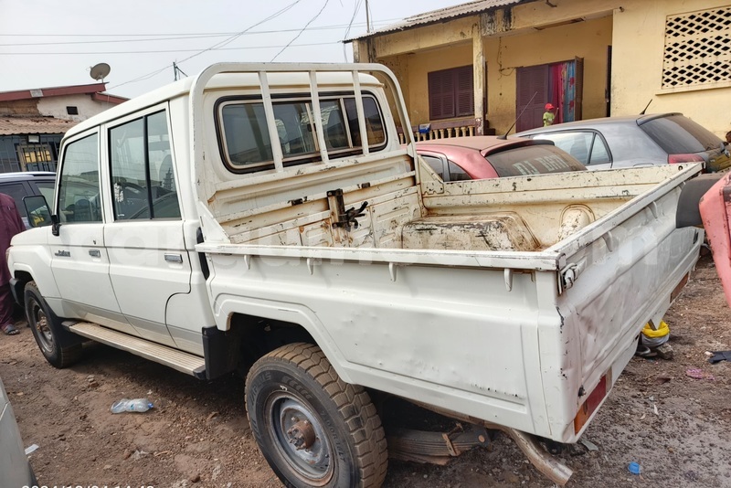 Big with watermark toyota land cruiser conakry conakry 9668