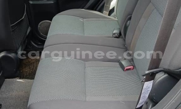 Acheter Occasion Voiture Toyota RAV4 Vert à Conakry, Conakry Acheter Occasion Voiture Toyota RAV4 Vert à Conakry, Conakry