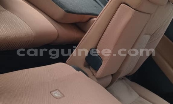Acheter Neuf Voiture Toyota Fortuner Blanc à Conakry, Conakry Acheter Neuf Voiture Toyota Fortuner Blanc à Conakry, Conakry