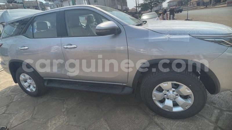 Big with watermark toyota fortuner conakry conakry 9703