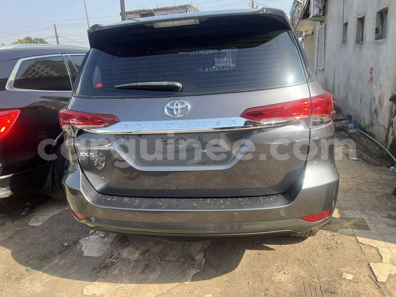 Big with watermark toyota fortuner conakry conakry 9704