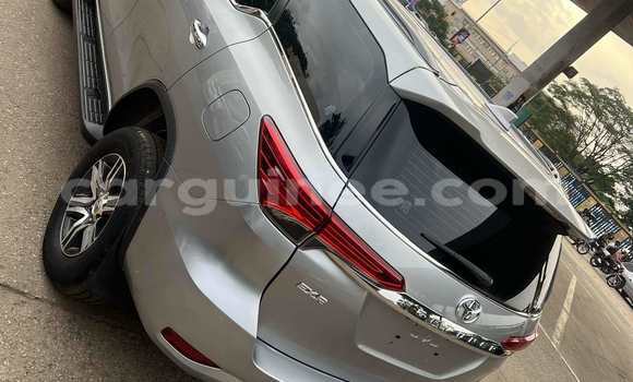 Acheter Neuf Voiture Toyota Fortuner Autre à Conakry, Conakry Acheter Neuf Voiture Toyota Fortuner Autre à Conakry, Conakry