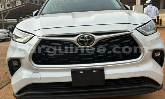 Acheter Neuf Voiture Toyota Highlander Blanc à Conakry, Conakry Acheter Neuf Voiture Toyota Highlander Blanc à Conakry, Conakry