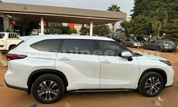Acheter Neuf Voiture Toyota Highlander Blanc à Conakry, Conakry Acheter Neuf Voiture Toyota Highlander Blanc à Conakry, Conakry