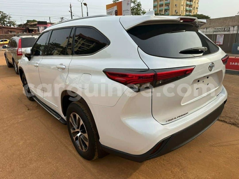 Big with watermark toyota highlander conakry conakry 9707