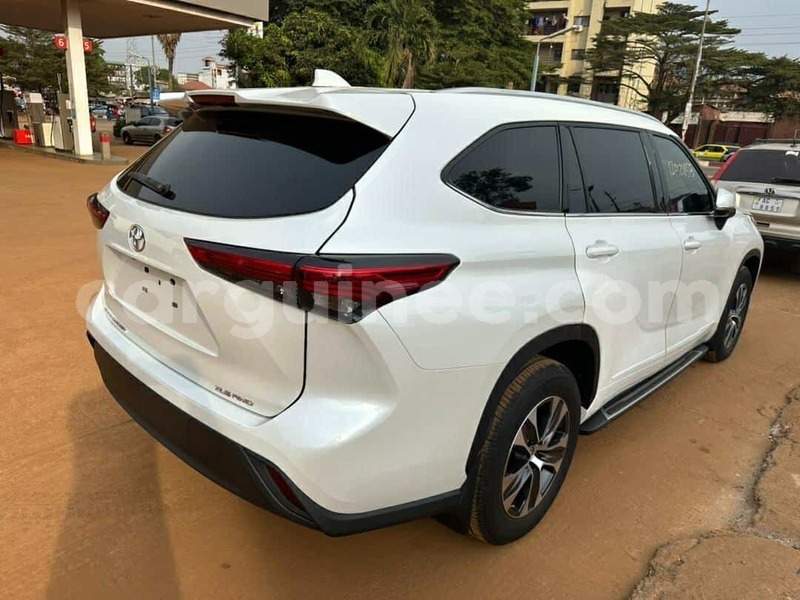 Big with watermark toyota highlander conakry conakry 9707