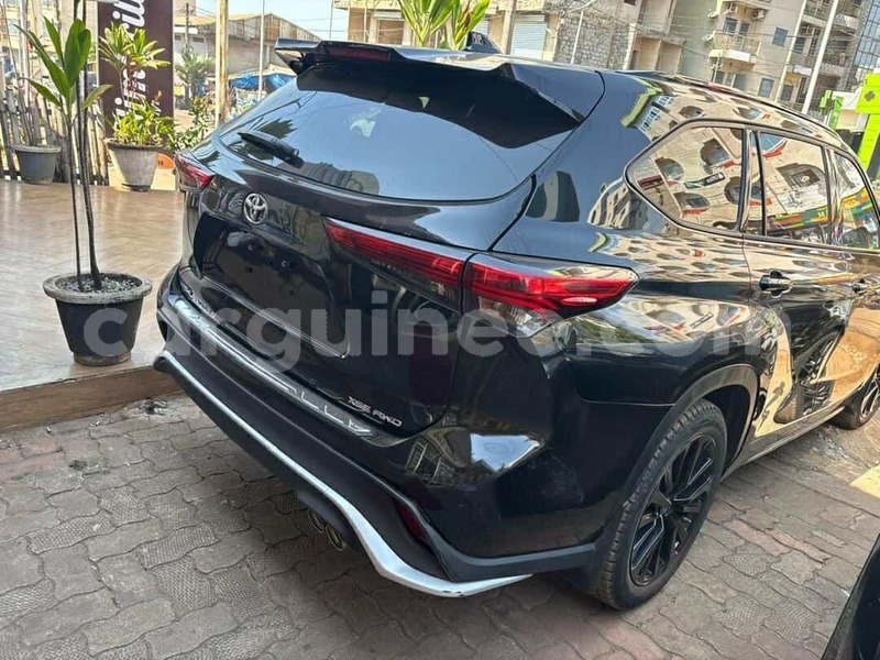 Big with watermark toyota highlander conakry conakry 9708