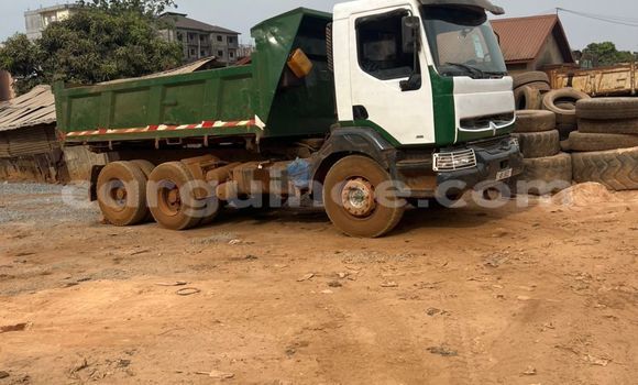 Buy Used Renault PJ Other Truck in Conakry in Conakry