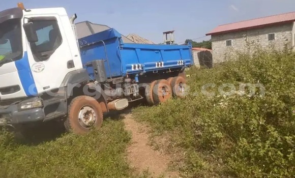 Medium with watermark renault g300 conakry conakry 9726