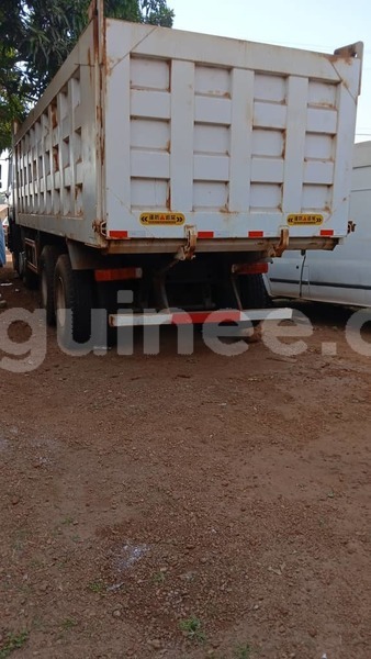 Big with watermark renault g300 conakry conakry 9728