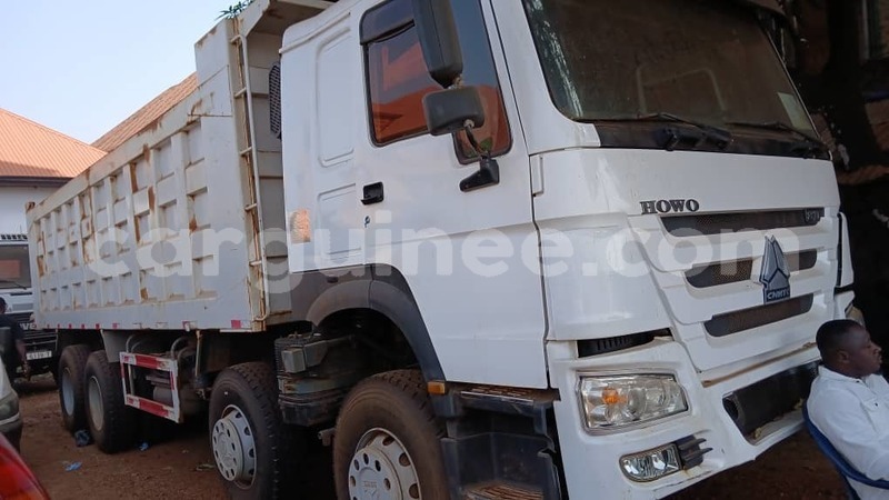 Big with watermark renault g300 conakry conakry 9728