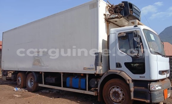 Acheter Occasion Utilitaire Renault Trafic Autre à Conakry, Conakry Acheter Occasion Utilitaire Renault Trafic Autre à Conakry, Conakry