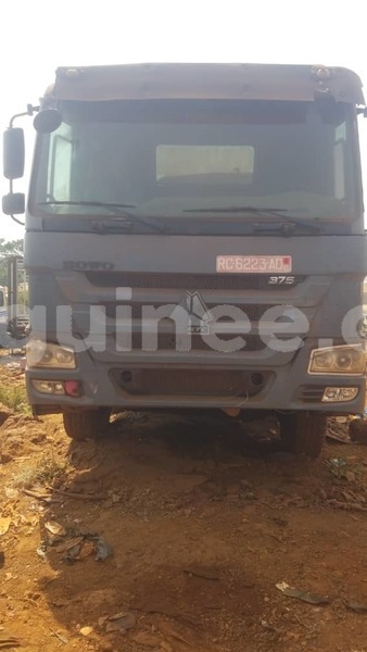 Big with watermark renault g300 conakry conakry 9753