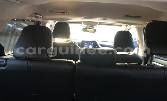 Buy Used Toyota Highlander White Car in Conakry in Conakry Buy Used Toyota Highlander White Car in Conakry in Conakry
