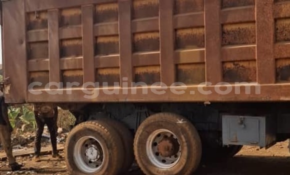 Acheter Occasion Utilitaire Iveco Cargo Autre à Conakry, Conakry Acheter Occasion Utilitaire Iveco Cargo Autre à Conakry, Conakry