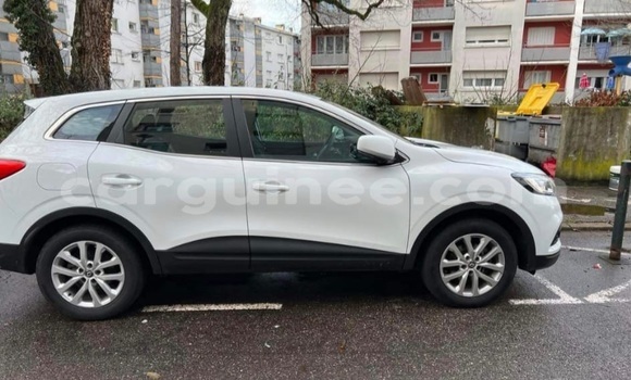 Buy Import Renault Kadjar White Car in Conakry in Conakry Buy Import Renault Kadjar White Car in Conakry in Conakry