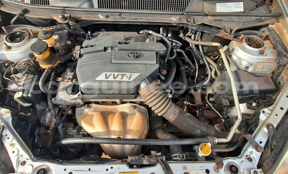 Buy Used Toyota RAV4 Silver Car in Conakry in Conakry Buy Used Toyota RAV4 Silver Car in Conakry in Conakry