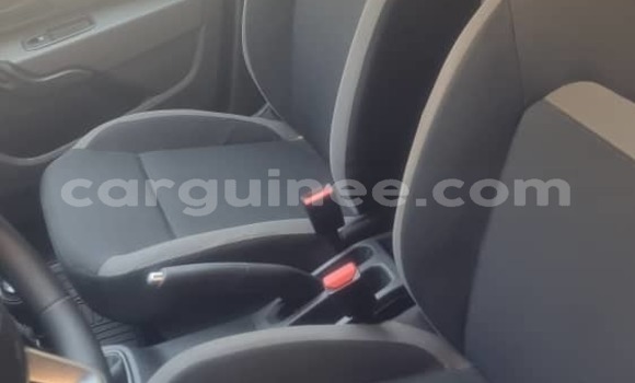Buy Used Renault Duster White Car in Conakry in Conakry Buy Used Renault Duster White Car in Conakry in Conakry