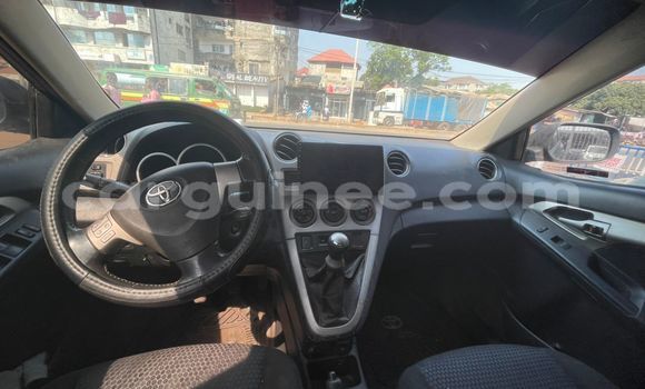 Buy Used Toyota Matrix Green Car in Conakry in Conakry Buy Used Toyota Matrix Green Car in Conakry in Conakry