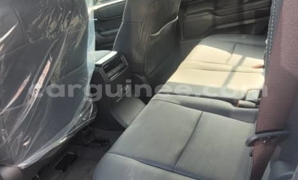 Buy New Toyota Prado White Car in Conakry in Conakry Buy New Toyota Prado White Car in Conakry in Conakry