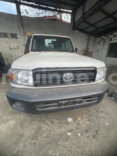 Big with watermark toyota pickup conakry conakry 9804