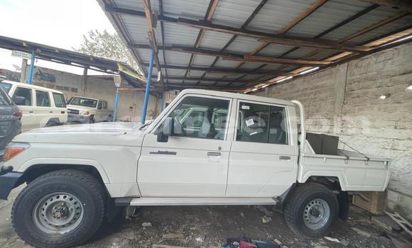 Buy New Toyota Pickup Other Car in Conakry in Conakry Buy New Toyota Pickup Other Car in Conakry in Conakry