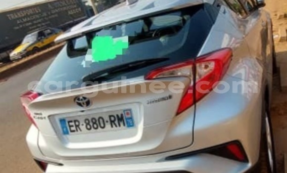 Acheter Import Voiture Toyota C-HR Blanc à Conakry, Conakry Acheter Import Voiture Toyota C-HR Blanc à Conakry, Conakry