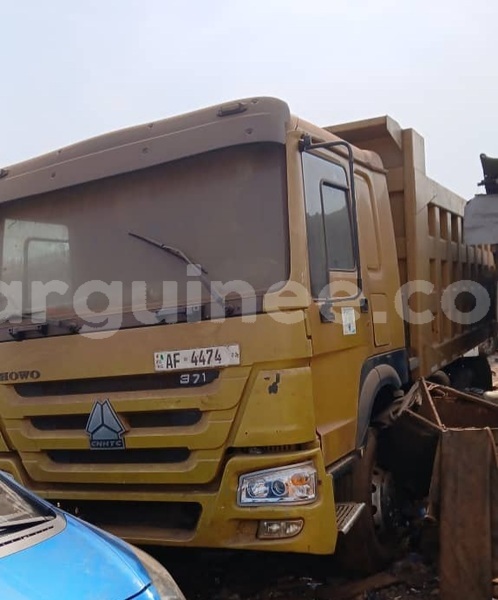 Big with watermark renault g300 conakry conakry 9815