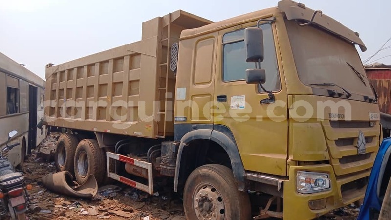 Big with watermark renault g300 conakry conakry 9815