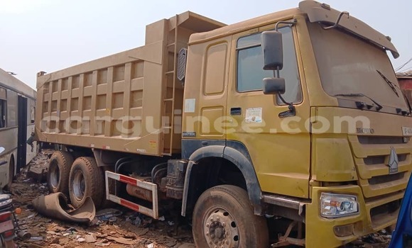 Buy New Renault G300 Other Truck in Conakry in Conakry Buy New Renault G300 Other Truck in Conakry in Conakry