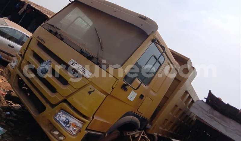 Big with watermark renault g300 conakry conakry 9815