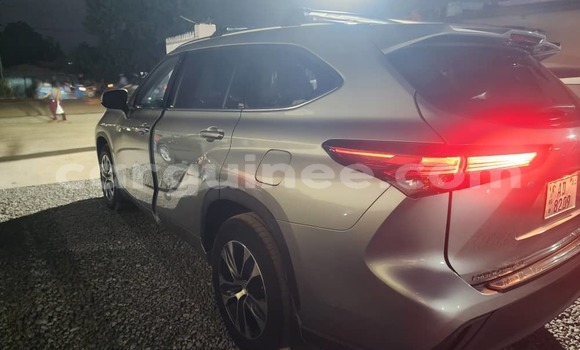 Buy Import Toyota Highlander Other Car in Conakry in Conakry Buy Import Toyota Highlander Other Car in Conakry in Conakry
