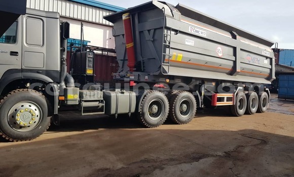 Acheter Neuf Utilitaire Renault Magnum 480 Autre à Conakry, Conakry Acheter Neuf Utilitaire Renault Magnum 480 Autre à Conakry, Conakry