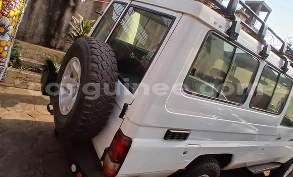 Buy Used Toyota Land Cruiser White Car in Conakry in Conakry Buy Used Toyota Land Cruiser White Car in Conakry in Conakry