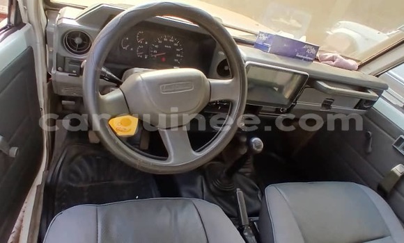 Buy Used Toyota Land Cruiser White Car in Conakry in Conakry Buy Used Toyota Land Cruiser White Car in Conakry in Conakry