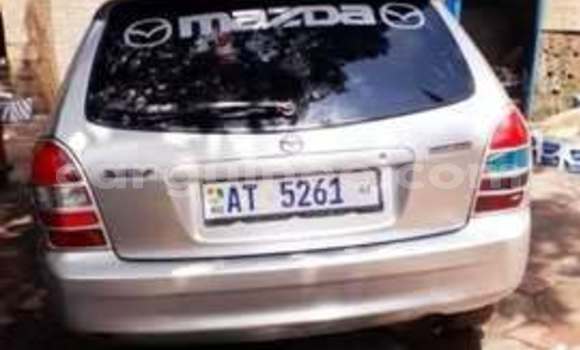 Acheter Occasion Voiture Mazda 323 Autre à Conakry, Conakry Acheter Occasion Voiture Mazda 323 Autre à Conakry, Conakry