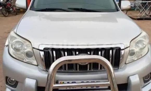 Buy Used Toyota Prado White Car in Conakry in Conakry Buy Used Toyota Prado White Car in Conakry in Conakry