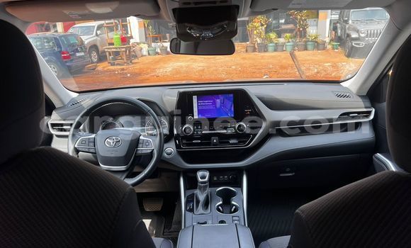Buy Import Toyota Highlander Other Car in Conakry in Conakry Buy Import Toyota Highlander Other Car in Conakry in Conakry