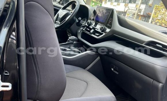 Buy Import Toyota Highlander Other Car in Conakry in Conakry Buy Import Toyota Highlander Other Car in Conakry in Conakry