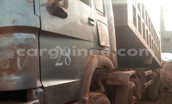 Acheter Occasion Utilitaire Renault Magnum 480 Autre à Conakry, Conakry Acheter Occasion Utilitaire Renault Magnum 480 Autre à Conakry, Conakry