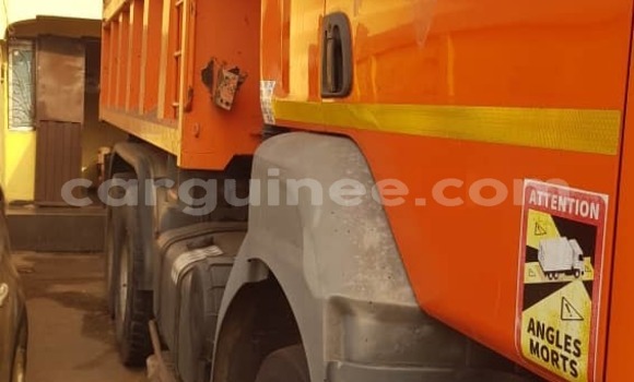 Medium with watermark renault pj conakry conakry 9856