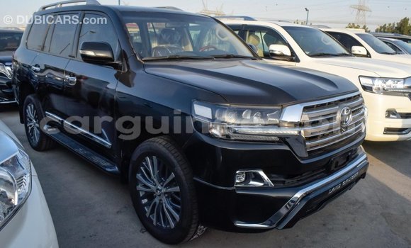 Buy Import Toyota Land Cruiser Black Car in Import - Dubai in Conakry Buy Import Toyota Land Cruiser Black Car in Import - Dubai in Conakry