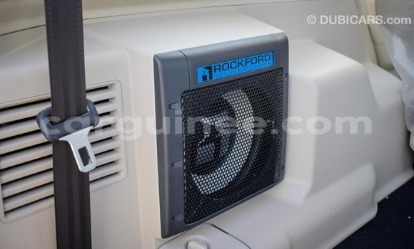 Acheter Import Voiture Mitsubishi Pajero Blanc à Import - Dubai, Conakry Acheter Import Voiture Mitsubishi Pajero Blanc à Import - Dubai, Conakry