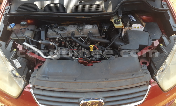 Acheter Import Voiture Ford C-MAX Rouge à Conakry, Conakry Acheter Import Voiture Ford C-MAX Rouge à Conakry, Conakry