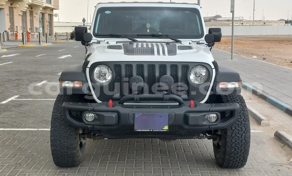 Buy Used Jeep Wrangler White Car in Conakry in Conakry Buy Used Jeep Wrangler White Car in Conakry in Conakry