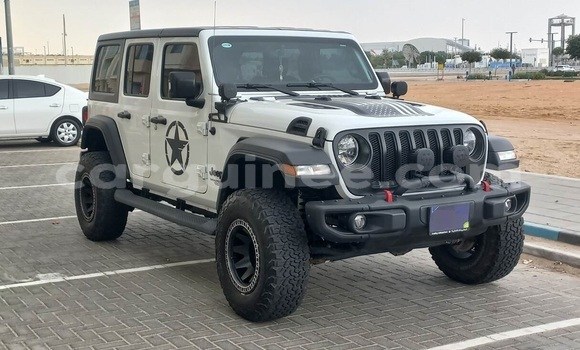 Buy Used Jeep Wrangler White Car in Conakry in Conakry Buy Used Jeep Wrangler White Car in Conakry in Conakry
