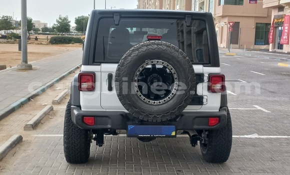 Buy Used Jeep Wrangler White Car in Conakry in Conakry Buy Used Jeep Wrangler White Car in Conakry in Conakry