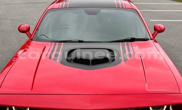 Acheter Occasion Voiture Dodge Challenger Rouge à Conakry, Conakry Acheter Occasion Voiture Dodge Challenger Rouge à Conakry, Conakry