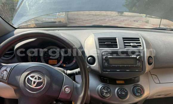 Acheter Occasion Voiture Toyota RAV4 Noir à Conakry, Conakry Acheter Occasion Voiture Toyota RAV4 Noir à Conakry, Conakry